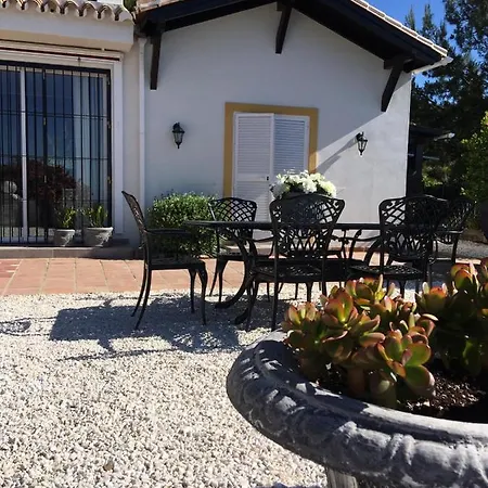 Casa Capricornio Bed & Breakfast *